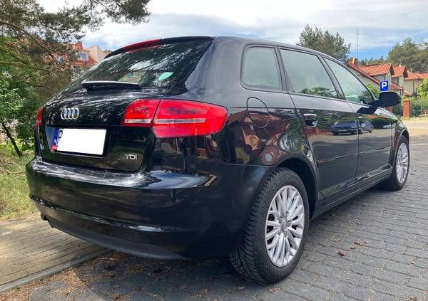 Audi A3 cena 38800 przebieg: 205600, rok produkcji 2012 z Leszno małe 407